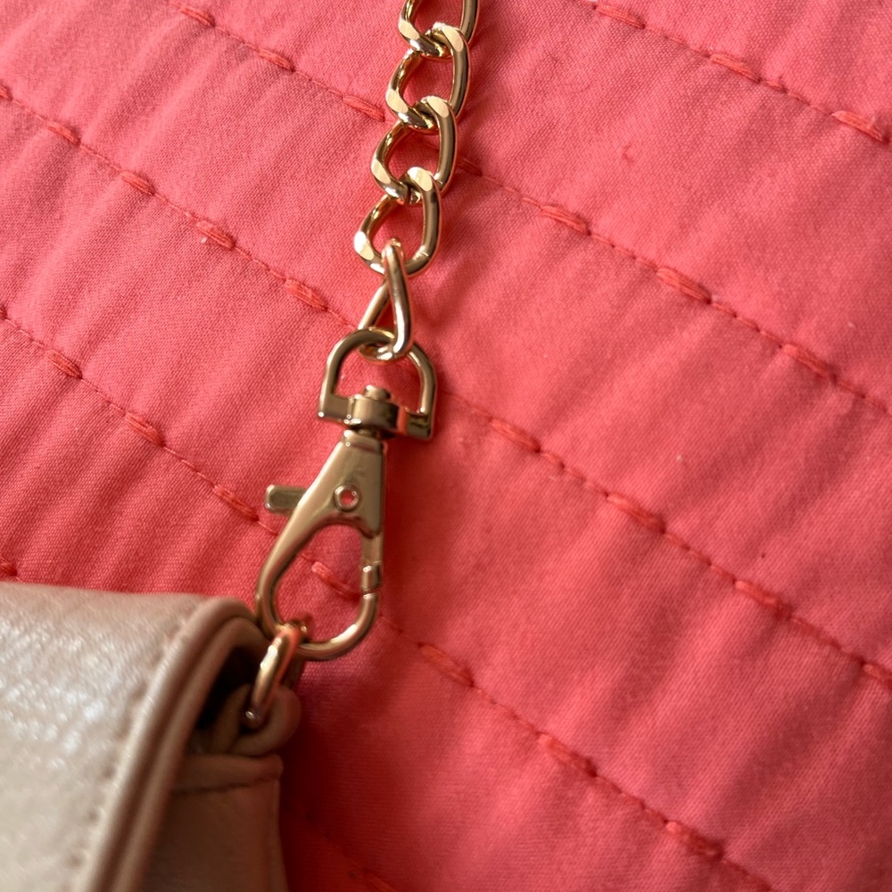 MODE LUXE NWOT Faux Leather Crossbody/Clutch in Taupe Color Excellent Condition - Picture 6 of 11